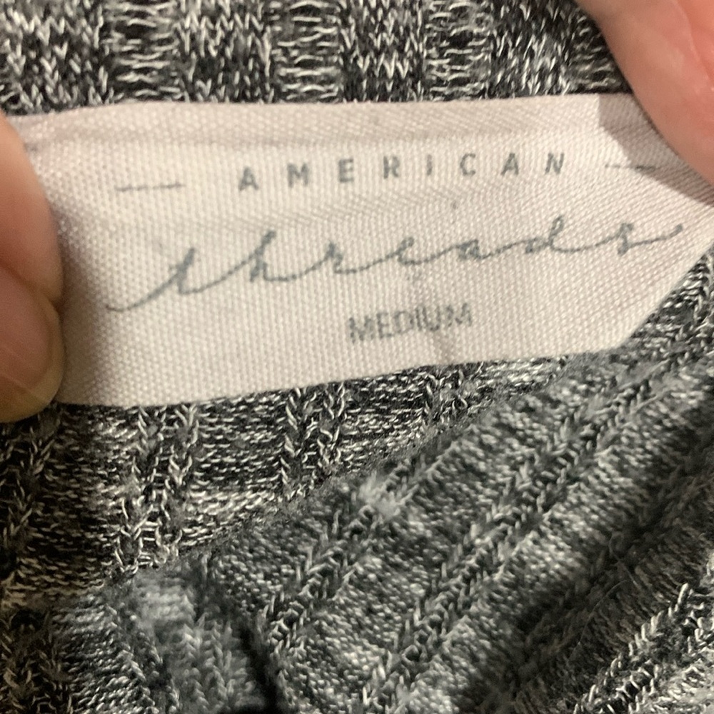 American Threads top - Picture 9 of 10